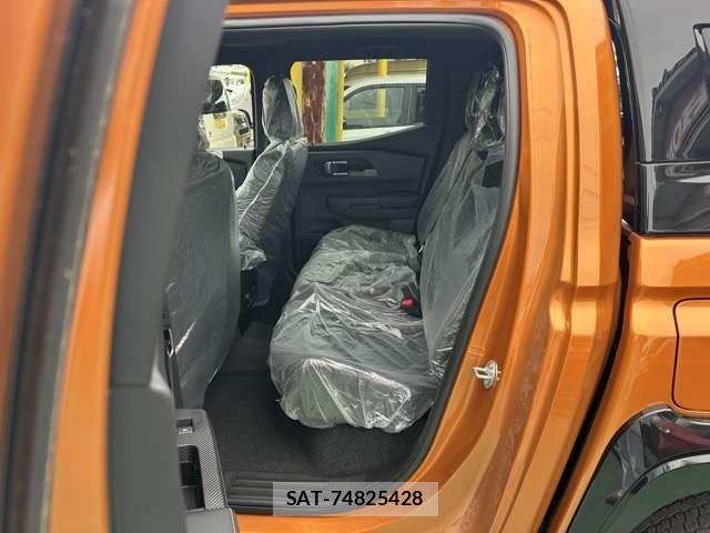 Mitsubishi TRITON 2025-09 8797786-5