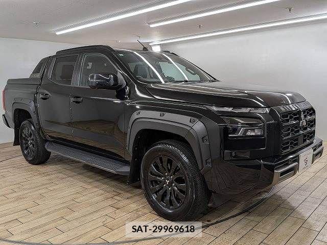 Mitsubishi TRITON 2024-11 8797788-9