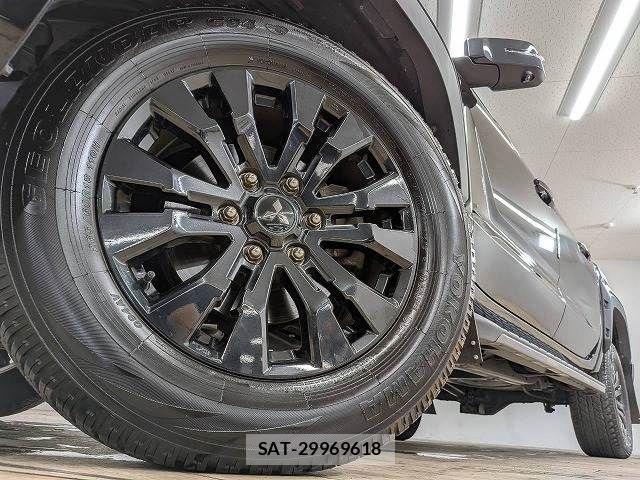 Mitsubishi TRITON 2024-11 8797788-18