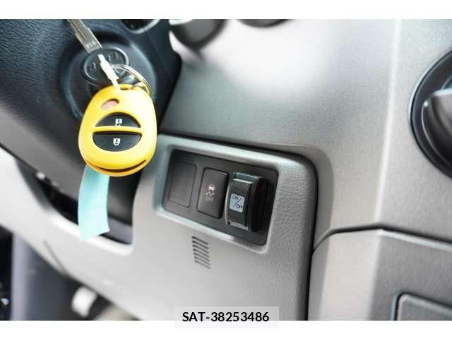 Toyota TUNDRA 2012-03 989967-18