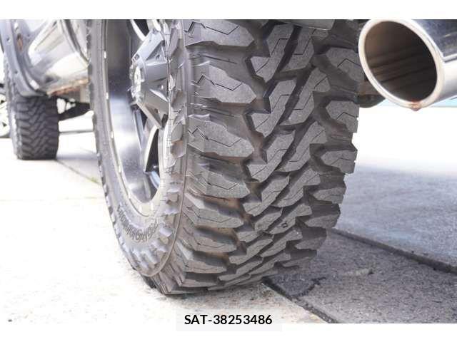 Toyota TUNDRA 2012-03 989967-5