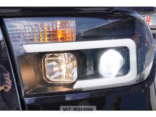 Toyota TUNDRA 2012-03 989967-8