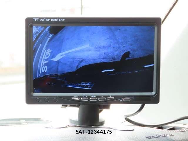 Toyota TUNDRA 2014-02 1356012-11