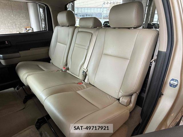 Toyota TUNDRA 2011-12 6817708-12