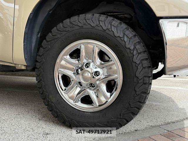 Toyota TUNDRA 2011-12 6817708-4