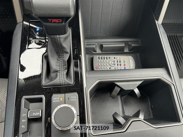 Toyota TUNDRA 2023-09 960074-20