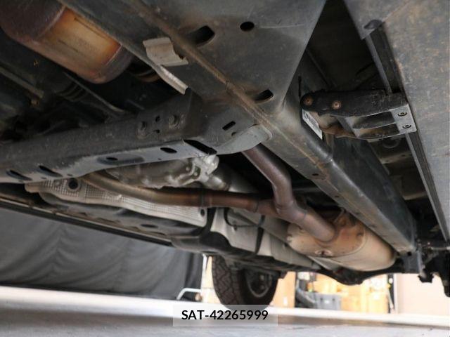 Toyota TUNDRA 2025-01 7330788-10