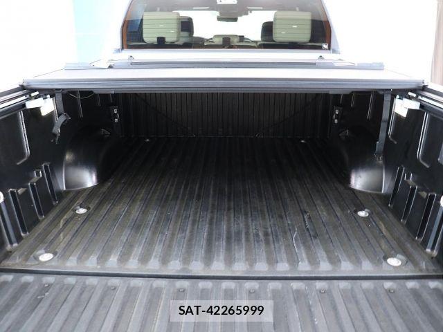 Toyota TUNDRA 2025-01 7330788-7