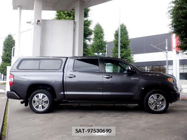 Toyota TUNDRA 2022-01 7330787-5