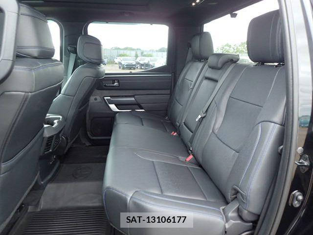 Toyota TUNDRA 2025-10 7981391-18