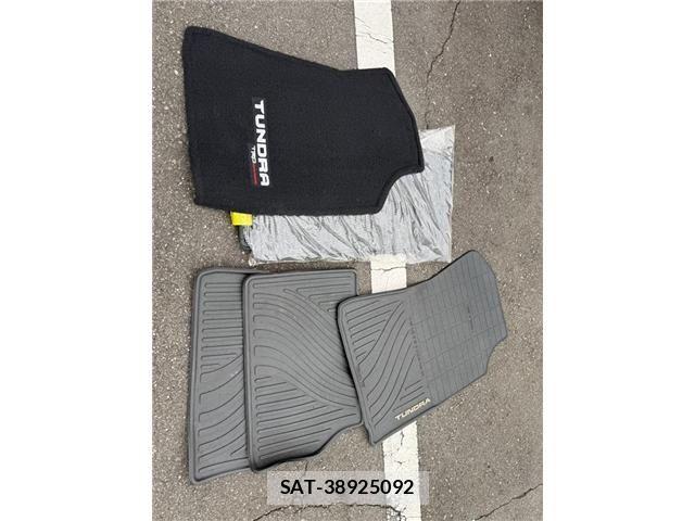 Toyota TUNDRA 2013-06 8038878-12