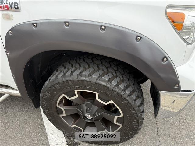 Toyota TUNDRA 2013-06 8038878-6