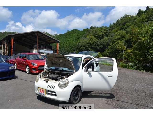 Suzuki TWIN 2003-05 1298587-14