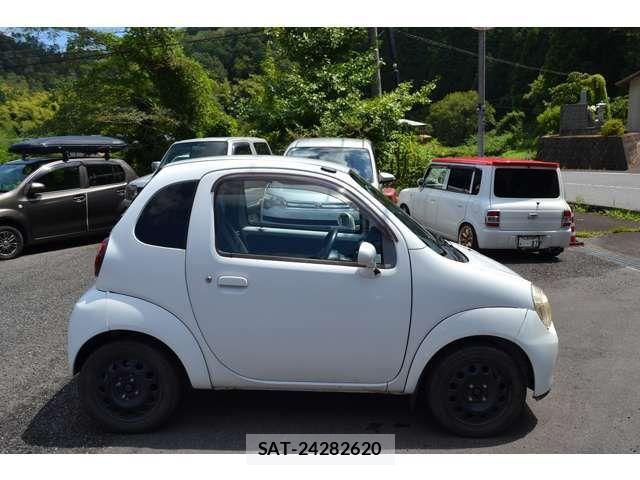 Suzuki TWIN 2003-05 1298587-8
