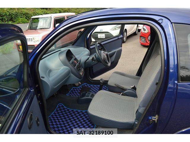 Suzuki TWIN 2004-08 1298588-14