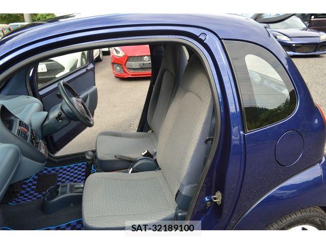 Suzuki TWIN 2004-08 1298588-15