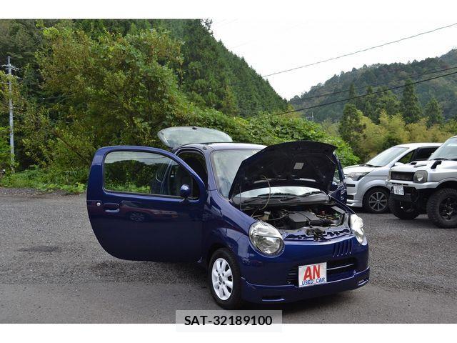 Suzuki TWIN 2004-08 1298588-17