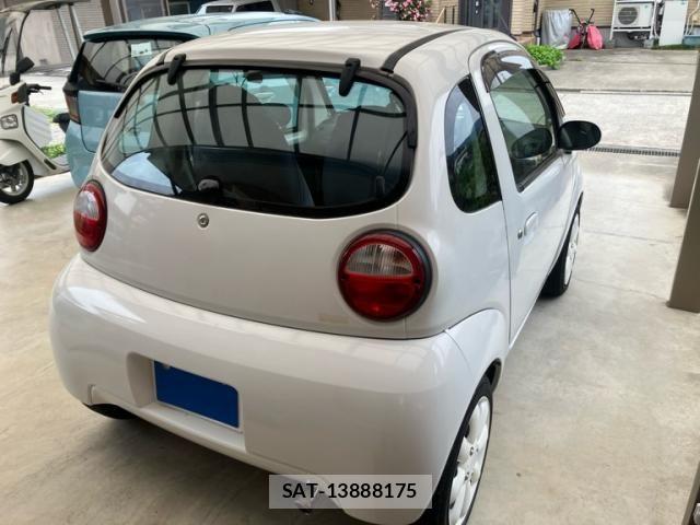 Suzuki TWIN 2004-04 7458516-5