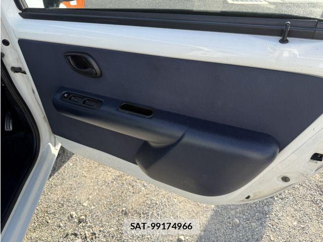 Suzuki TWIN 2003-06 7620946-15