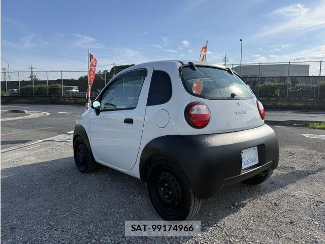Suzuki TWIN 2003-06 7620946-8