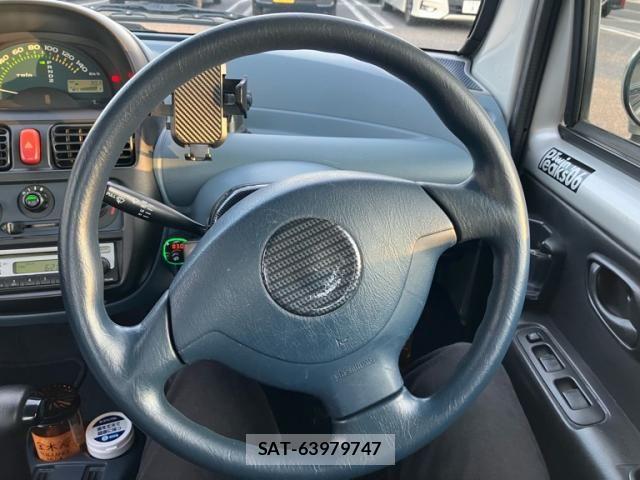 Suzuki TWIN 2004-01 8247003-5