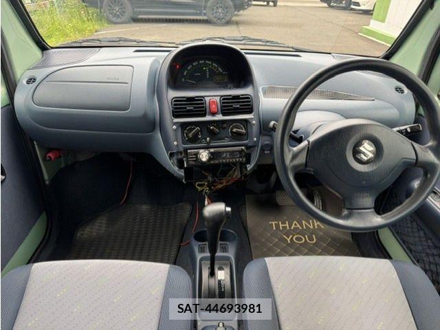 Suzuki TWIN 2004-08 8338289-2