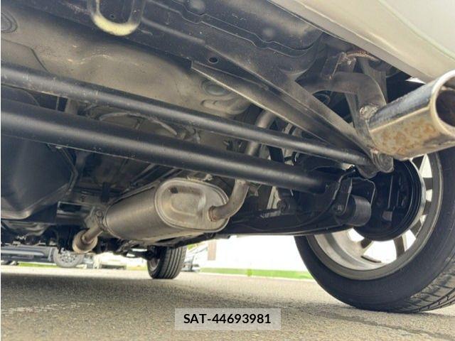 Suzuki TWIN 2004-08 8338289-6