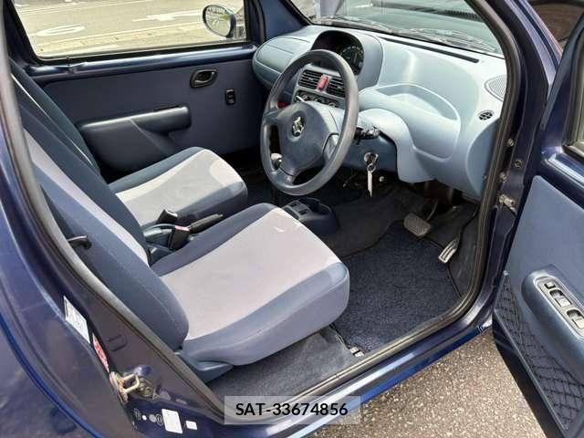 Suzuki TWIN 2004-11 8369508-9