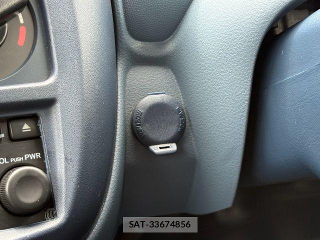 Suzuki TWIN 2004-11 8369508-26