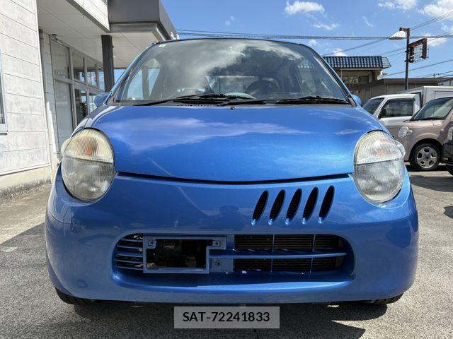 Suzuki TWIN 2003-02 8832219-1