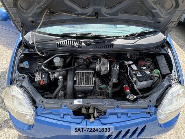 Suzuki TWIN 2003-02 8832219-25