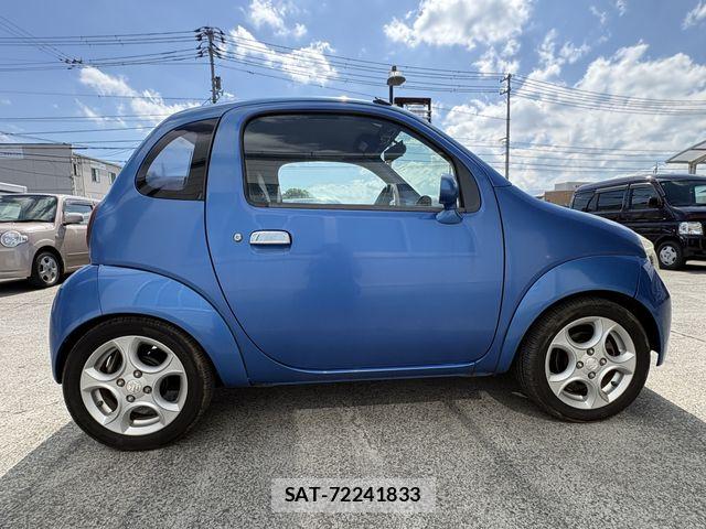 Suzuki TWIN 2003-02 8832219-3