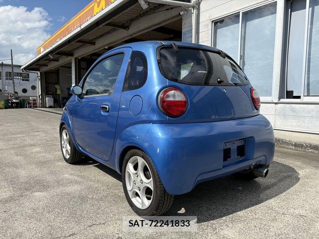 Suzuki TWIN 2003-02 8832219-7