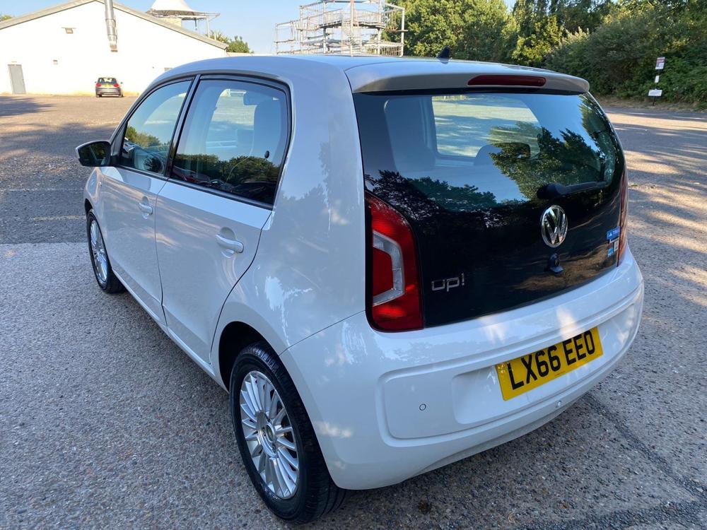VolksWagen UP! 2016-09 1133021-11