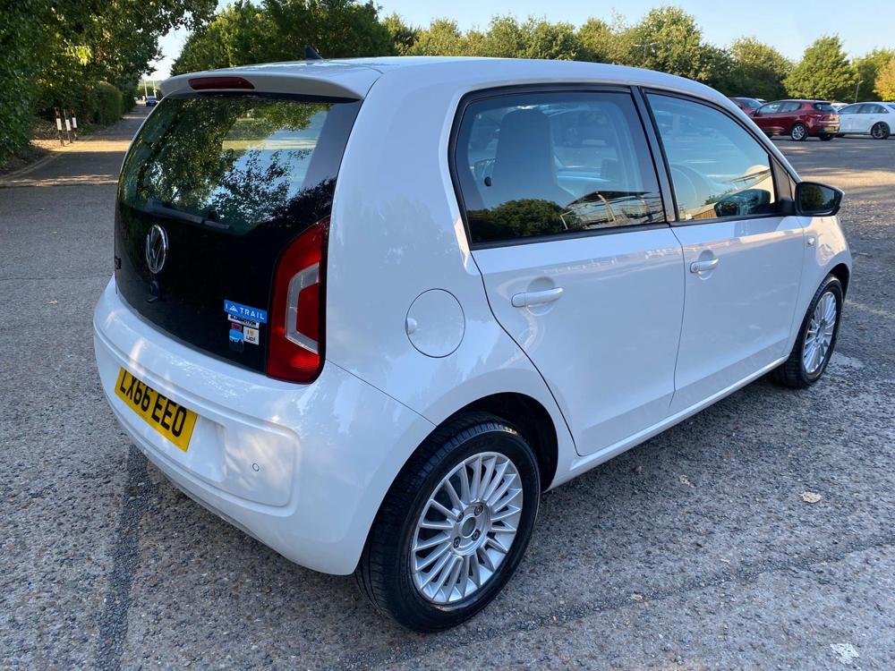 VolksWagen UP! 2016-09 1133021-4