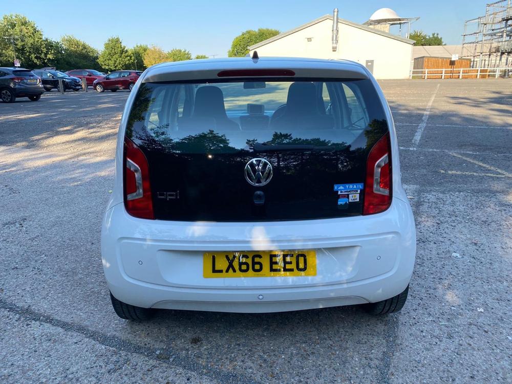 VolksWagen UP! 2016-09 1133021-7
