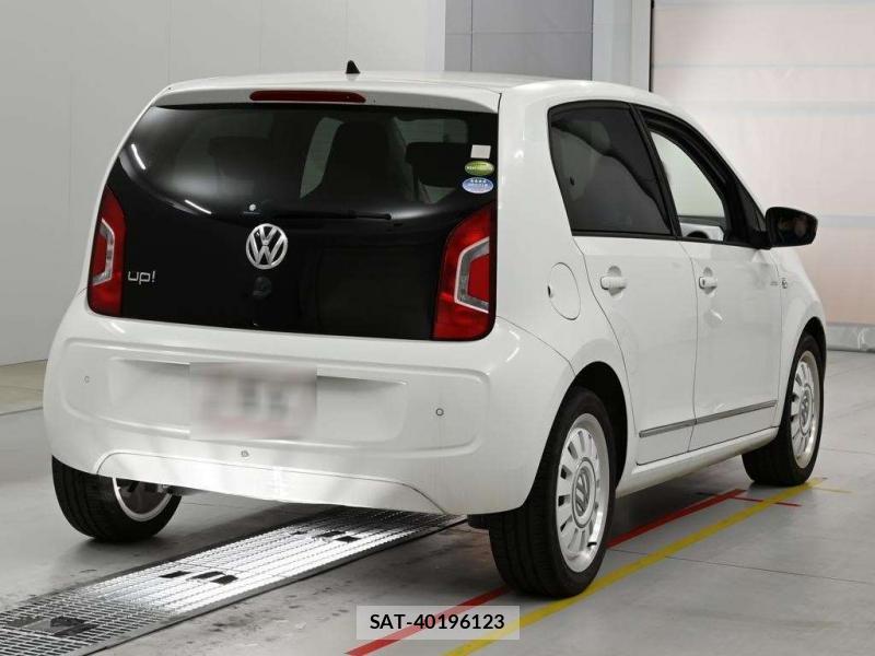 VolksWagen UP! 2013-09 8298914-1