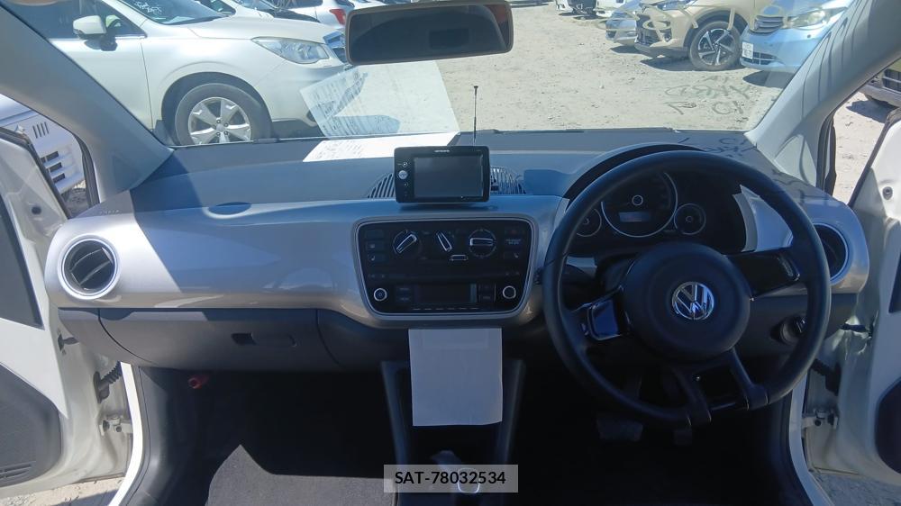 VolksWagen UP! 2013-03 7749325-12