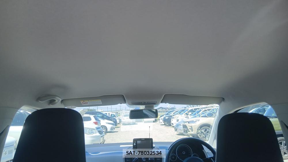 VolksWagen UP! 2013-03 7749325-20