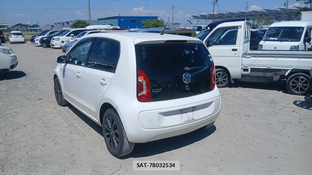 VolksWagen UP! 2013-03 7749325-2