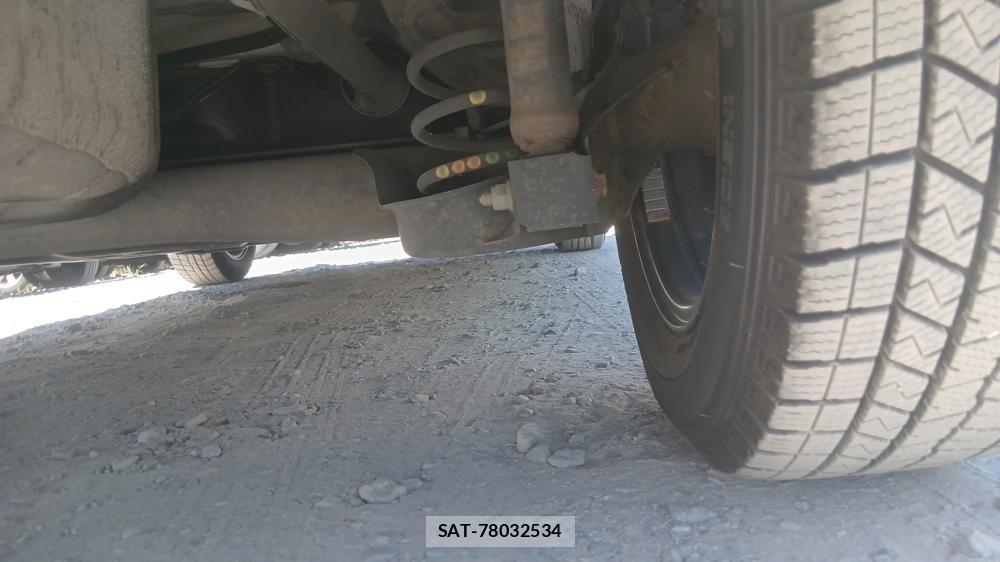 VolksWagen UP! 2013-03 7749325-33