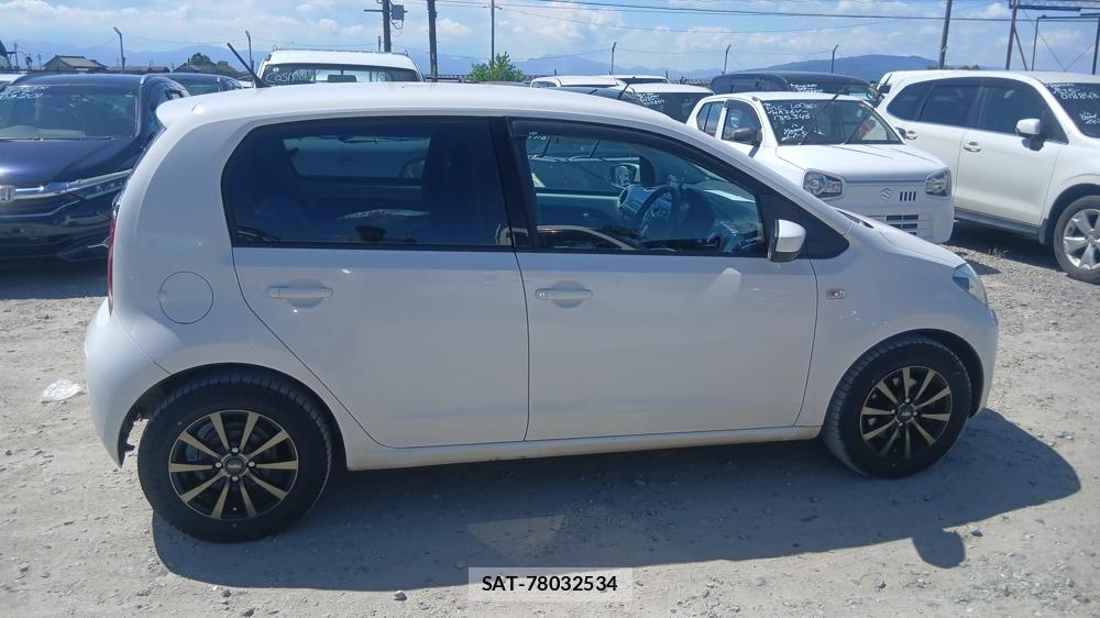 VolksWagen UP! 2013-03 7749325-5