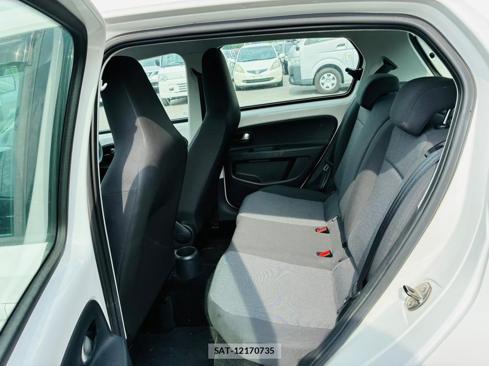 VolksWagen UP! 2013-03 8469919-9