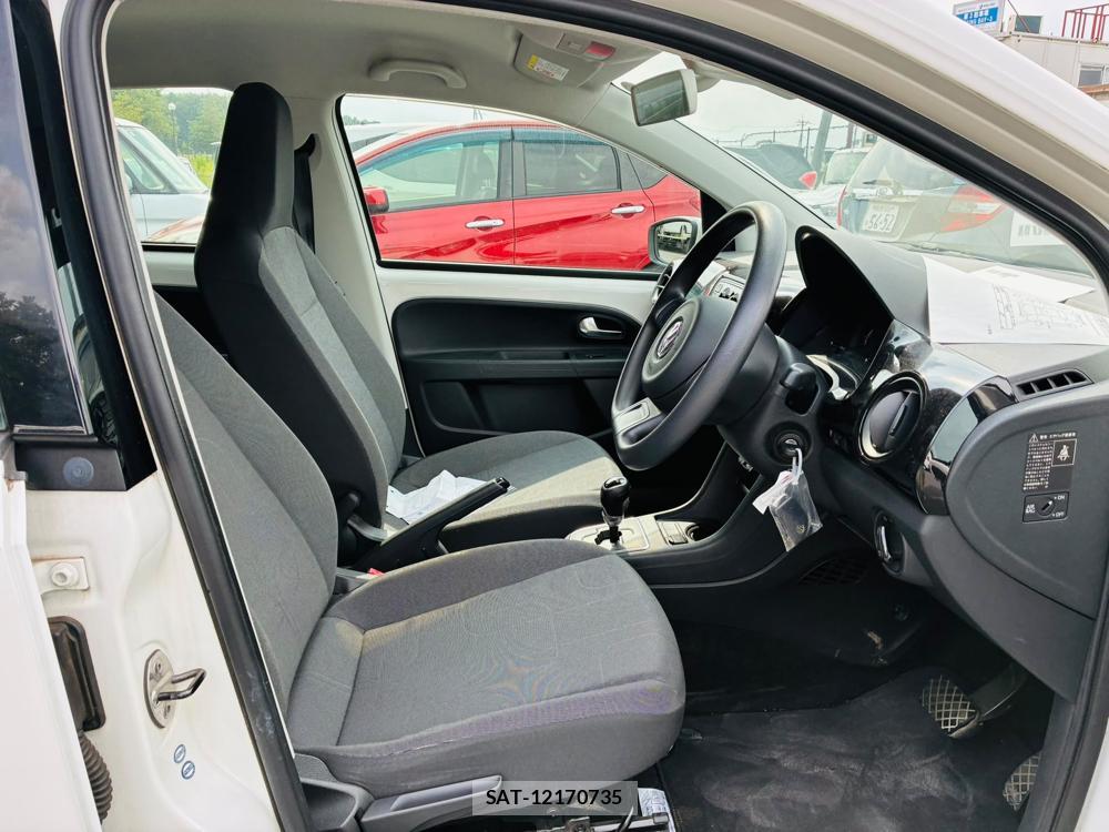 VolksWagen UP! 2013-03 8469919-11