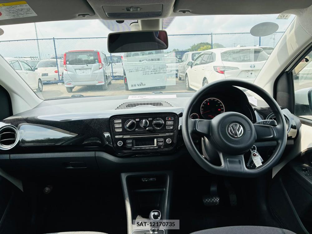 VolksWagen UP! 2013-03 8469919-12