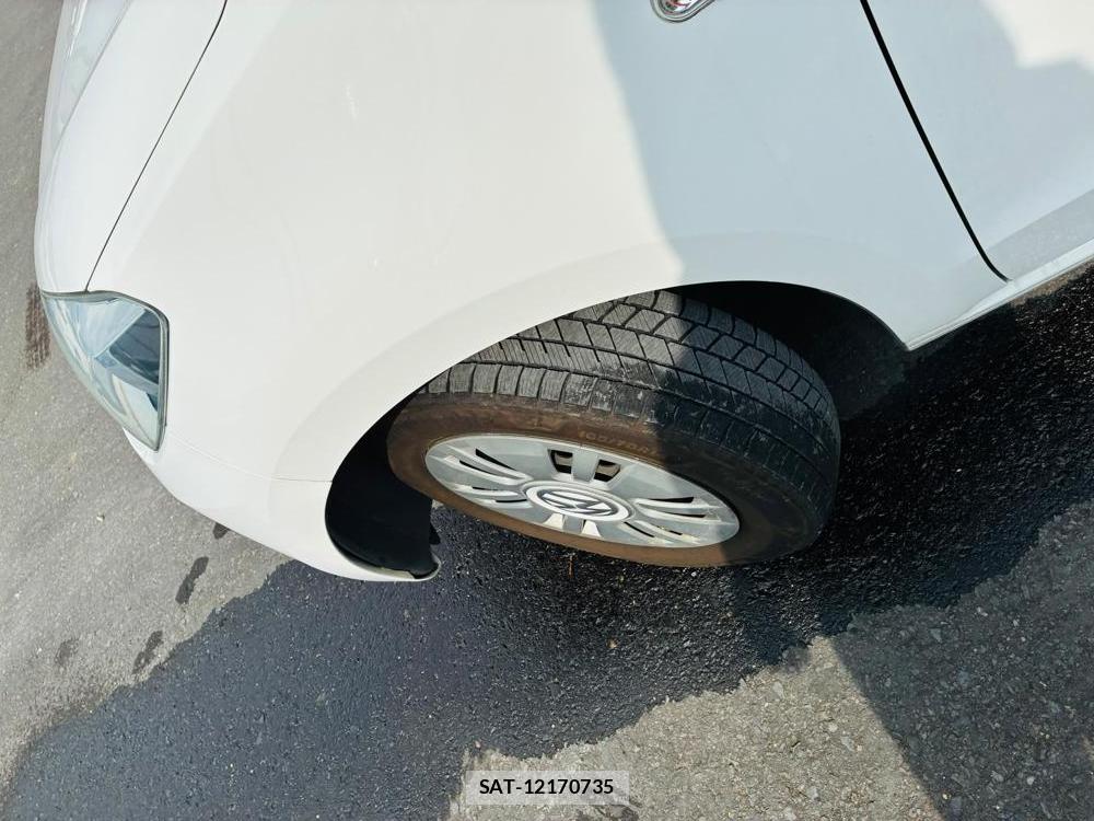 VolksWagen UP! 2013-03 8469919-31