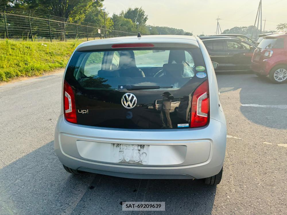VolksWagen UP! 2014-03 8329541-3