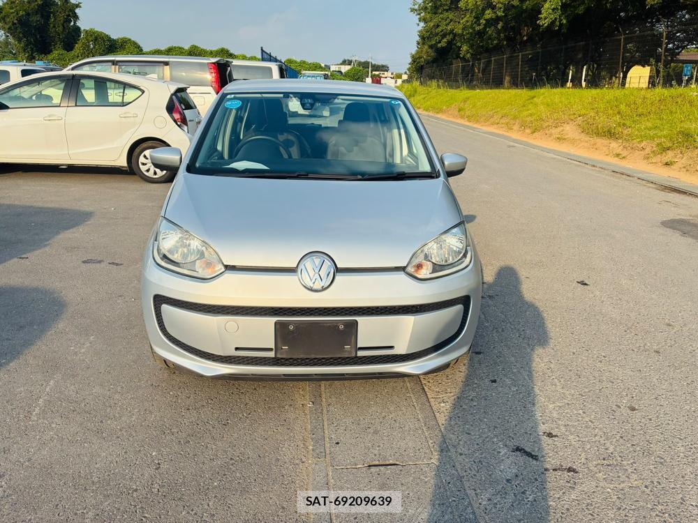 VolksWagen UP! 2014-03 8329541-7