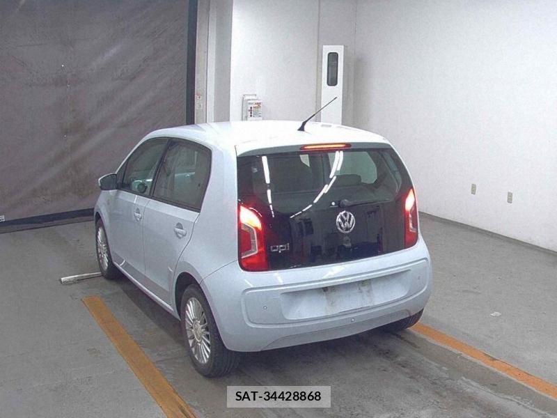VolksWagen UP! 2013-05 7283201-2