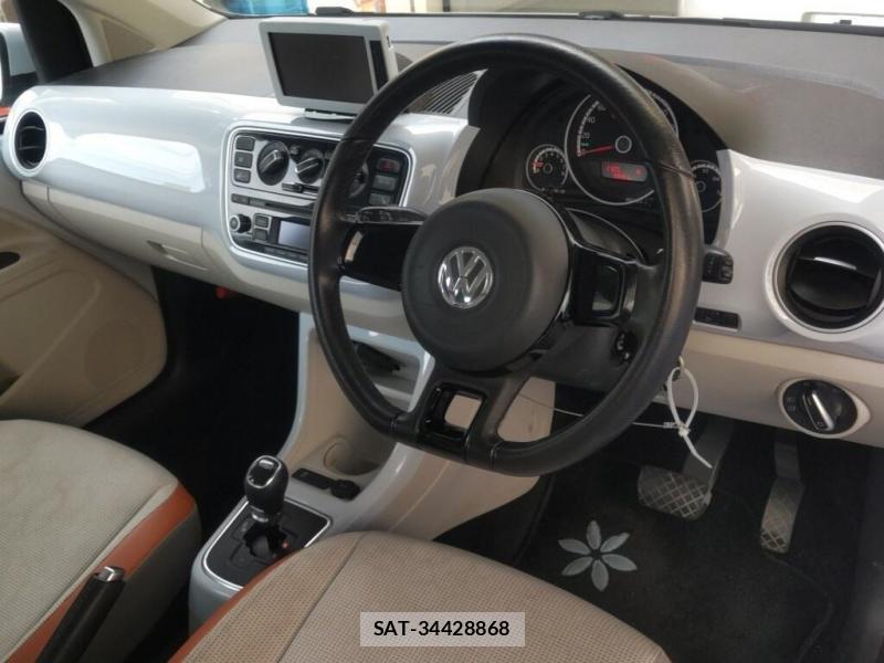 VolksWagen UP! 2013-05 7283201-4